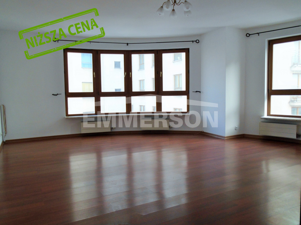 Apartament czteropokojowy do sprzedania w Śródmieściu