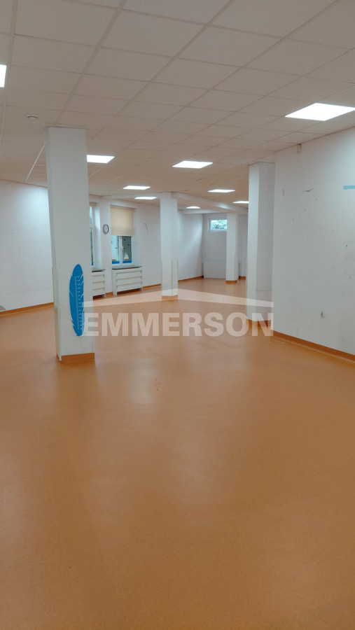 Lokal 200 m² Bemowo ul. Rostworowskiego - Więcej