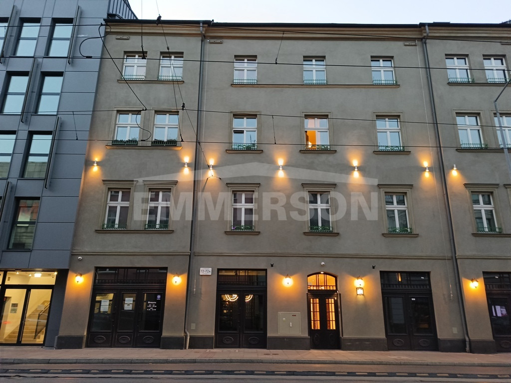 Lokal frontowy z witryną, Kalwaryjska, Rondo Matecznego, Zamoyskiego