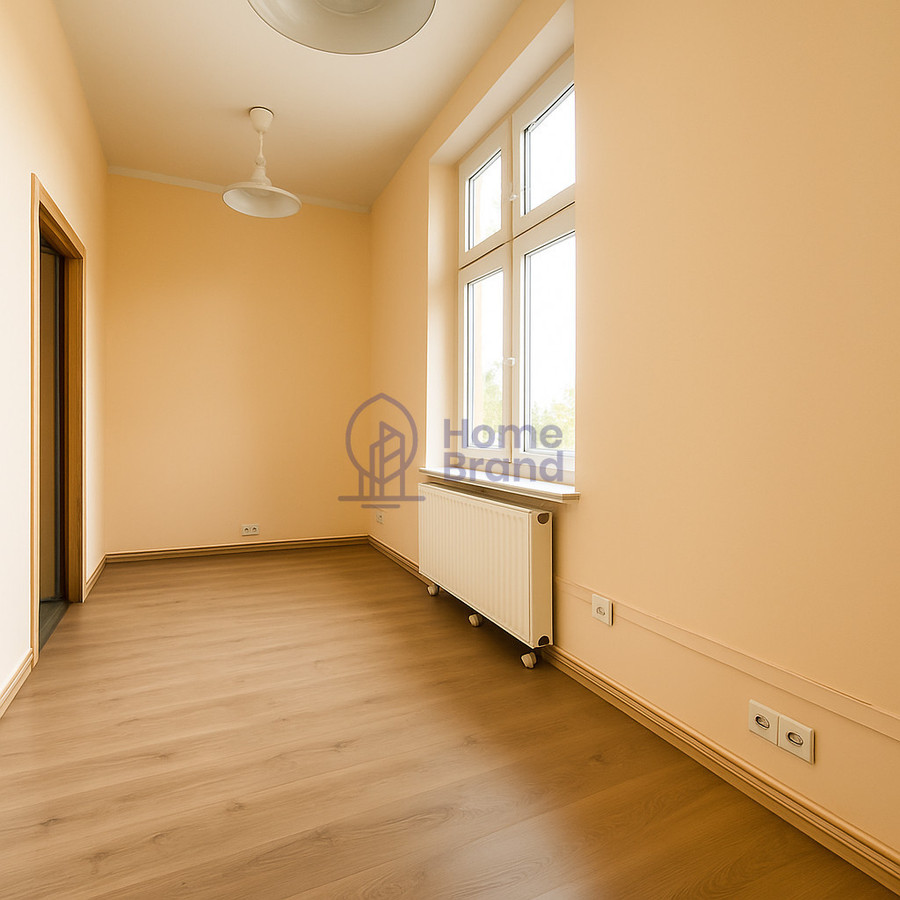 Przestronny lokal 96 m² | 6 pomieszczeń | Hallera - Więcej