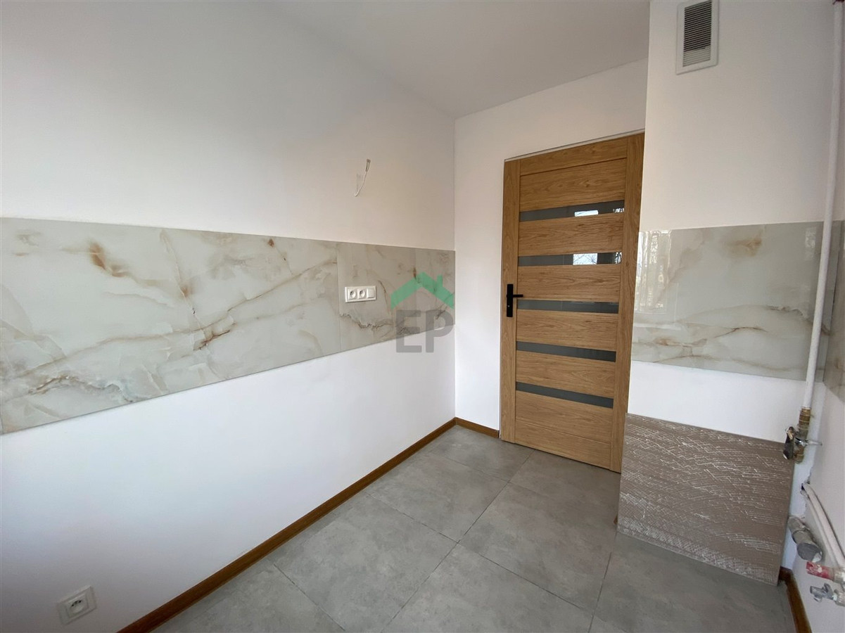 Apartment in Częstochowa, Osiedle Tysiąclecia, Tysiąclecie - Więcej