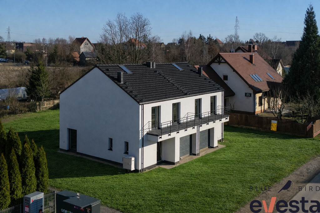 Bliźniak, 125 m², 5 pokoi, działka 530 m², Mrozów - Widok 2