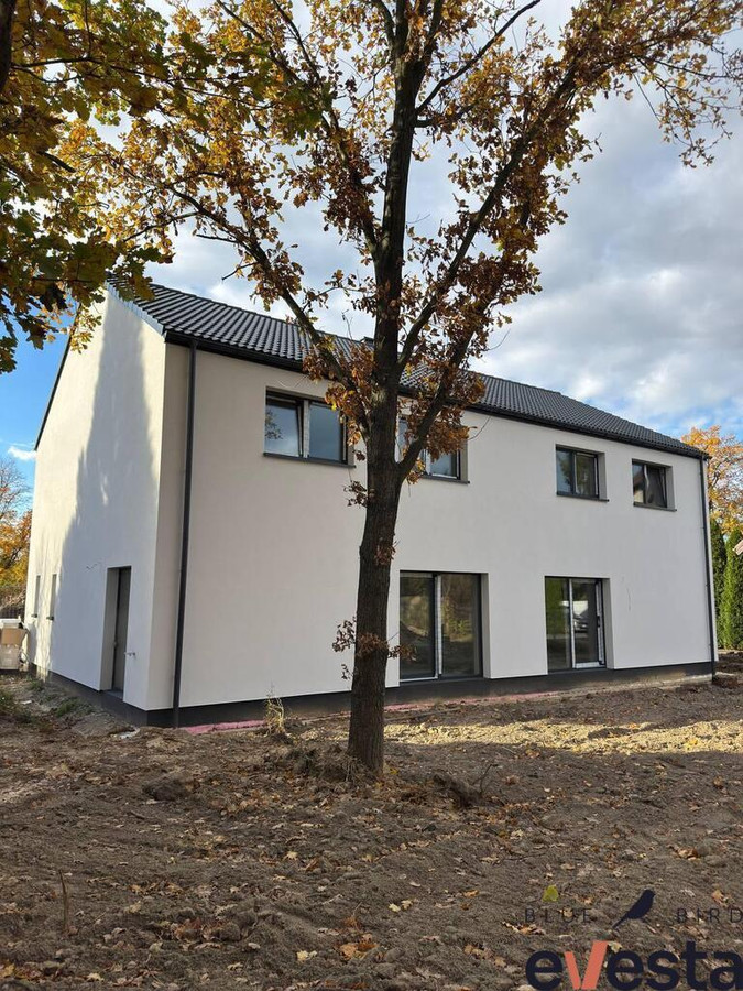 Bliźniak, 125 m², 5 pokoi, działka 530 m², Mrozów - Widok 4