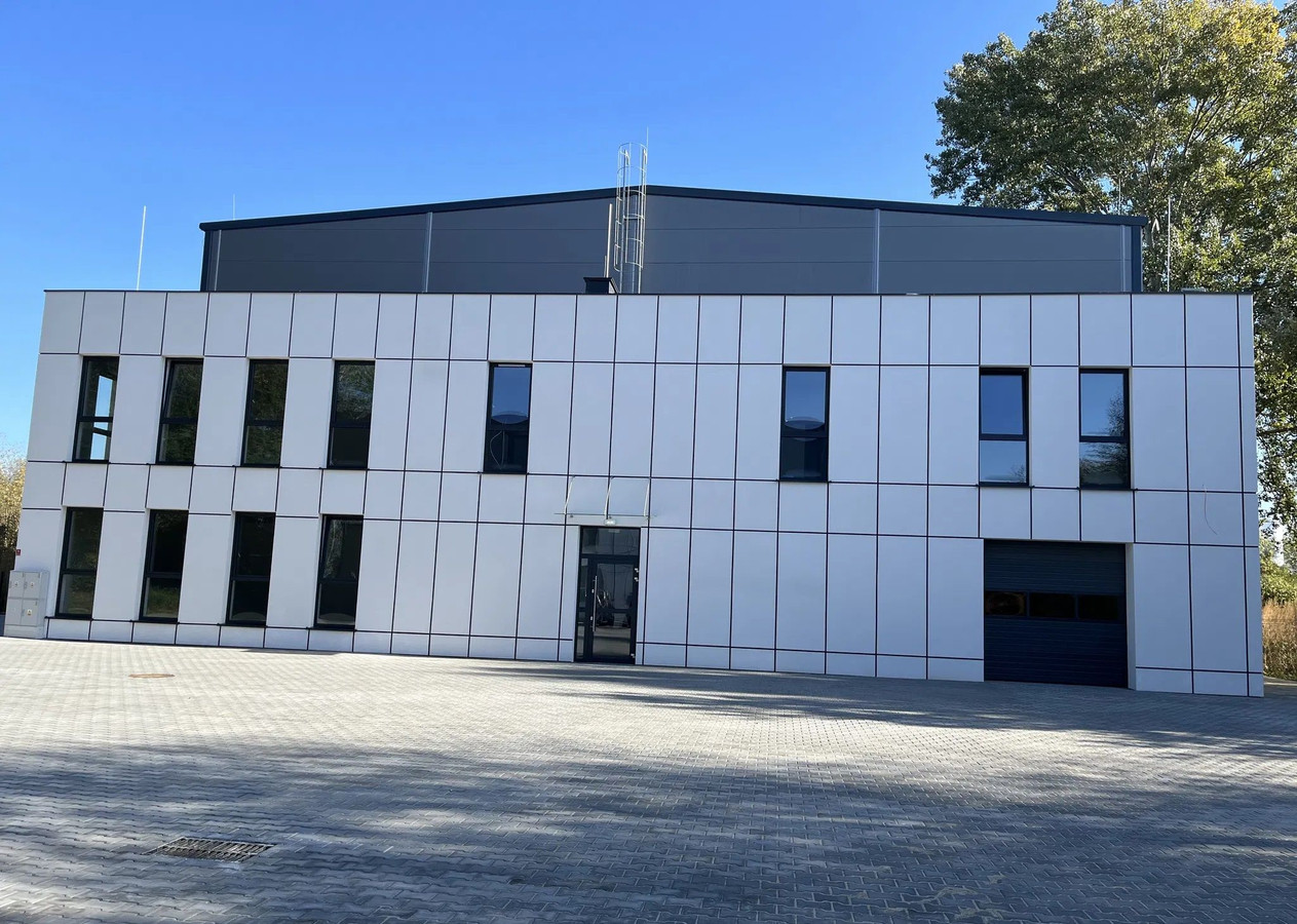 Hala magazynowo - usługową z dwukondygnacyjnym zapleczem socjalno - biurowym - Widok 3