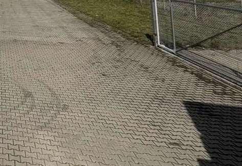 Działka ,plac w pełni utwardzony i uzbrojony ok. 40 000 m² - Widok 3