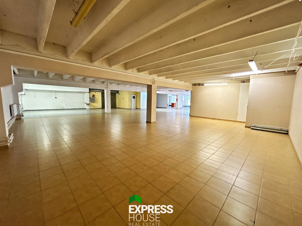 Lokal handlowo-usługowy 348 m², ul.Zwycięstwa 10, blisko centrum - Widok 5