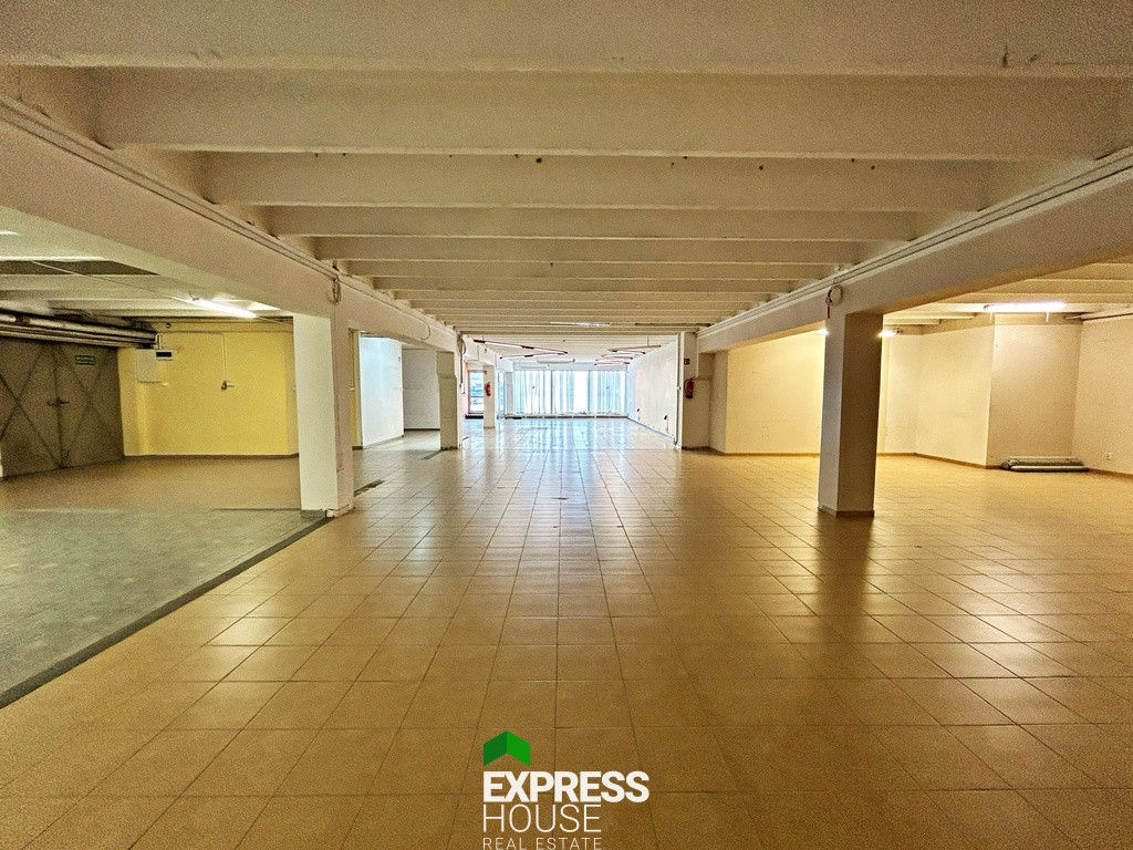 Lokal handlowo-usługowy 348 m², ul.Zwycięstwa 10, blisko centrum - Widok 4