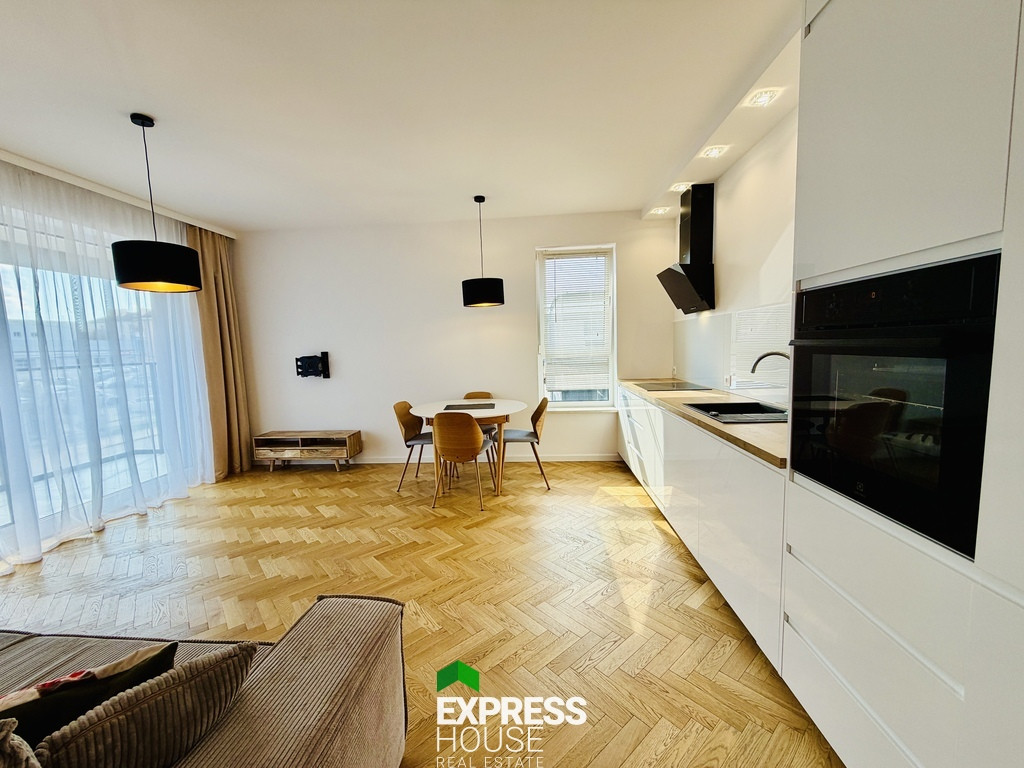 Nowe 3 pokoje 53 m², parkiet, Antoniuk, ul. Choroszczańska