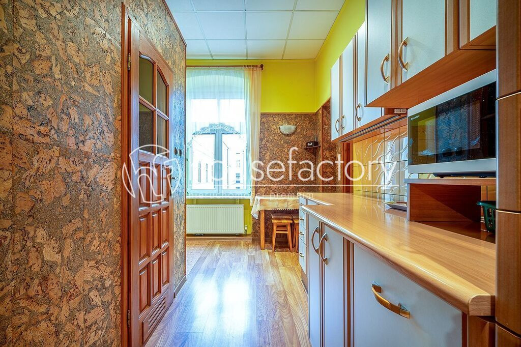 4 pokoje 96 m² | Piotrkowska | Kamienica | Parking - Więcej