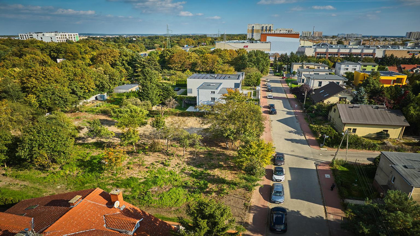 Zemljište, 1200 m²