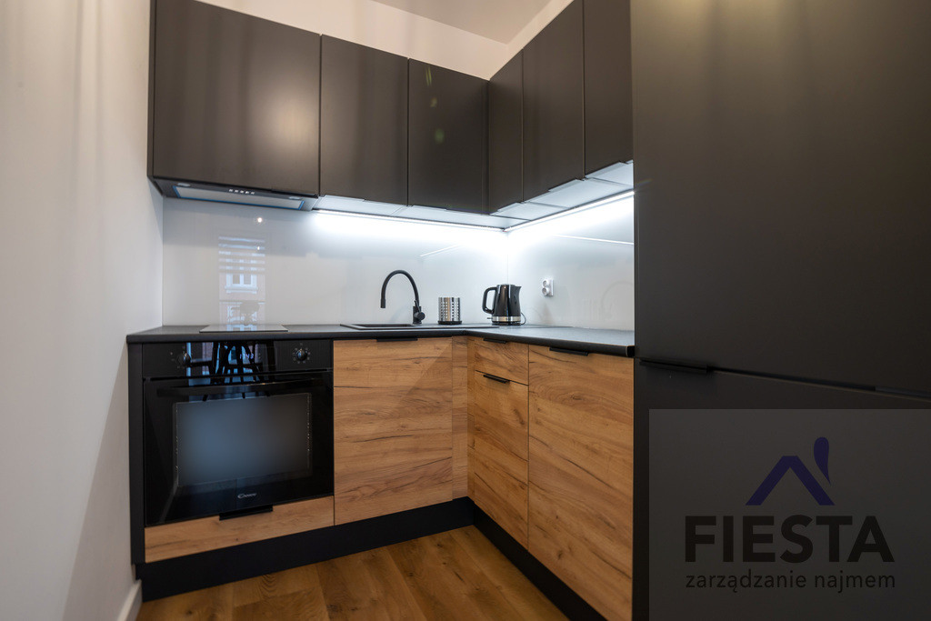 Apartment in Katowice, Śródmieście - Widok 5