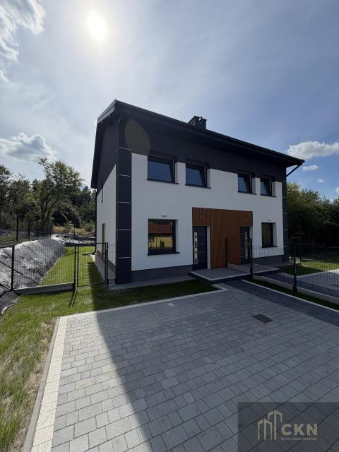 Dom – Tarnów, Krzyż - Widok 3