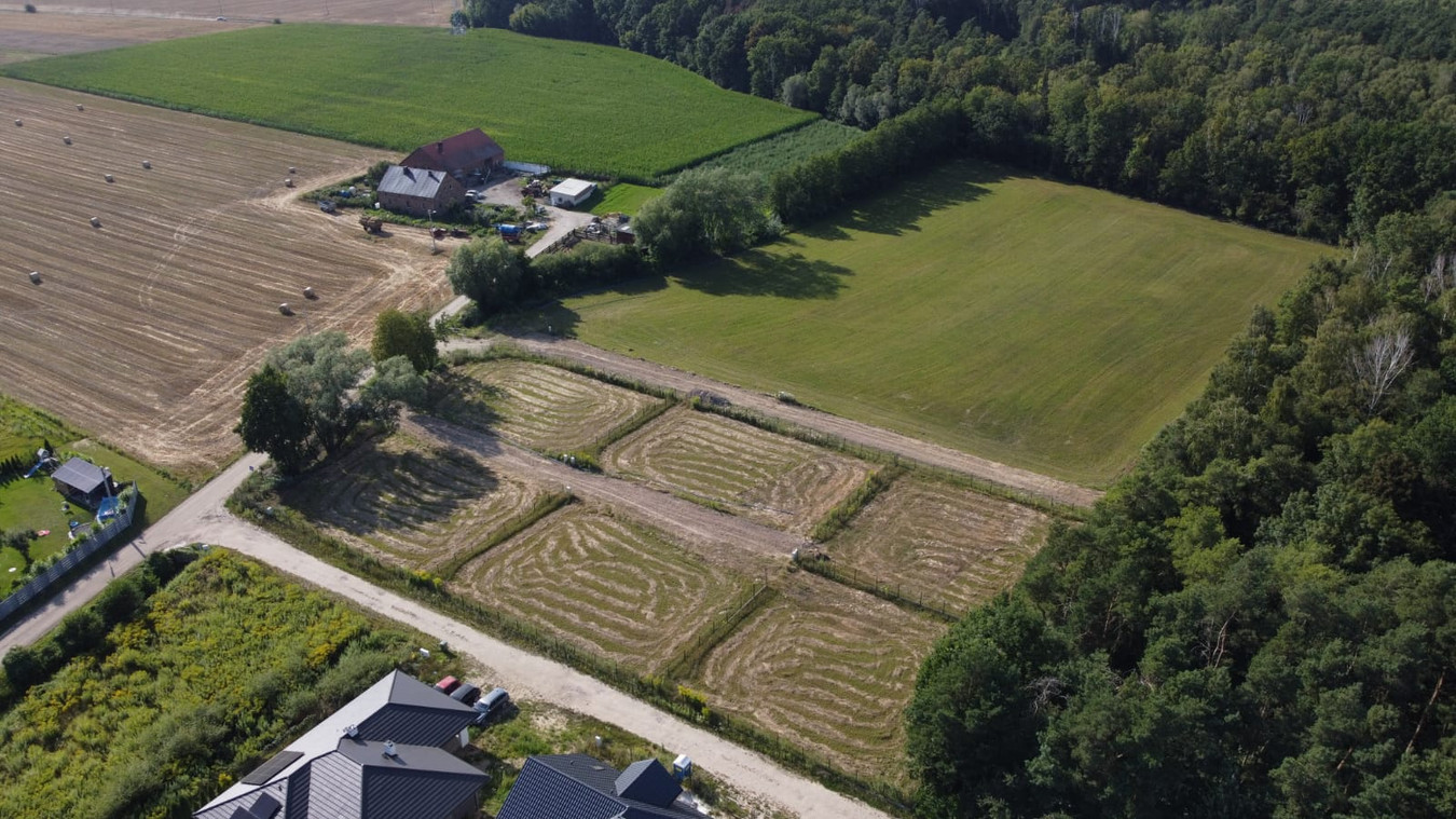 Szukasz działki przy lesie ? 6 działek budowlanych , spokój , cisza , las - Widok 2