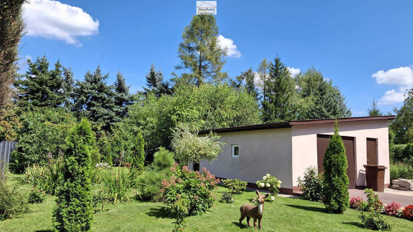 House in Busko-Zdrój, Osiedle Orła Białego, powiat buski - Więcej