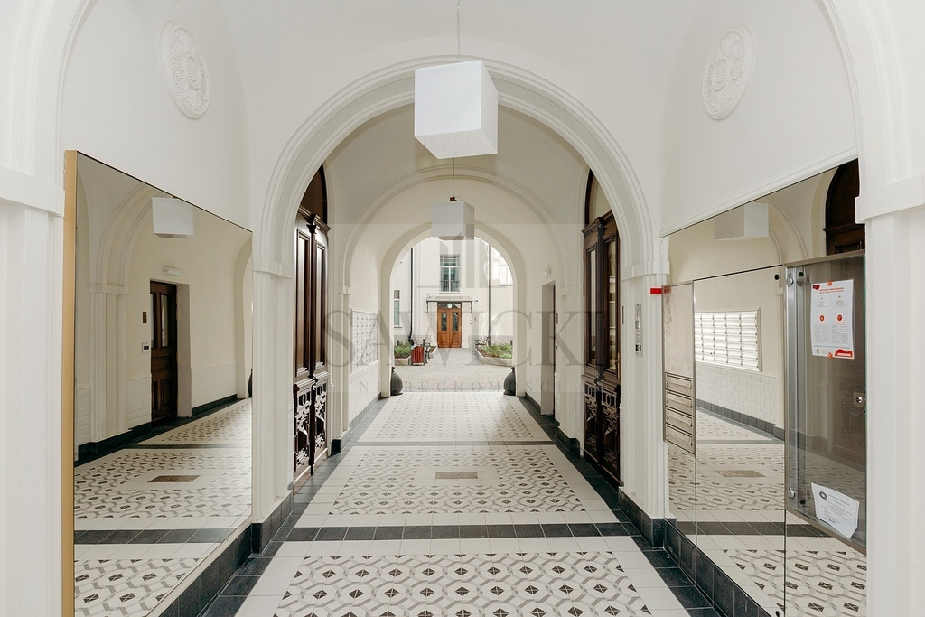 Mieszkanie – Warszawa, Śródmieście - Widok 2