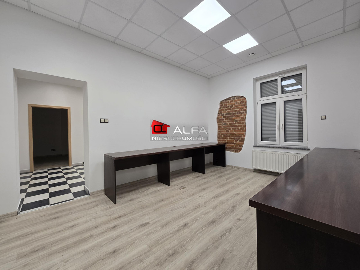 Lokal w okolicach Centrum - bardzo dobry standard - Widok 2