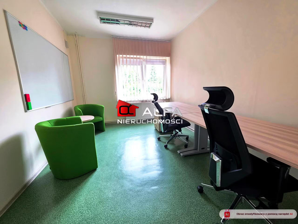 Budynek biurowo-usługowy z dużą działką – Żarów - Widok 5