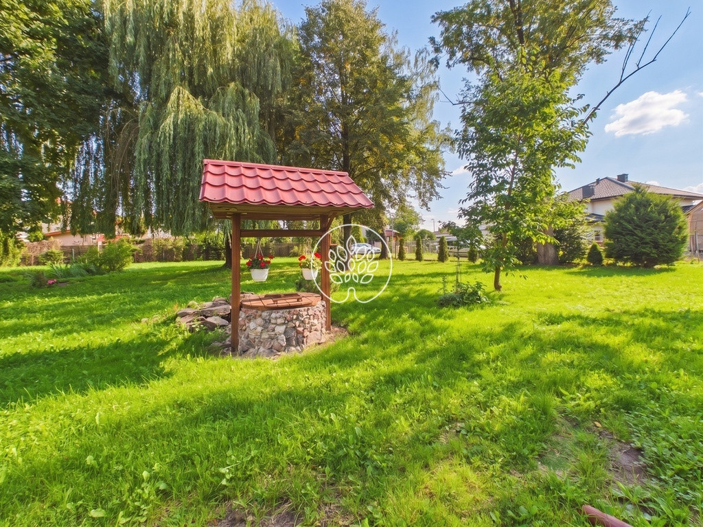 Dom – Tłuszcz, Postoliska - Widok 3