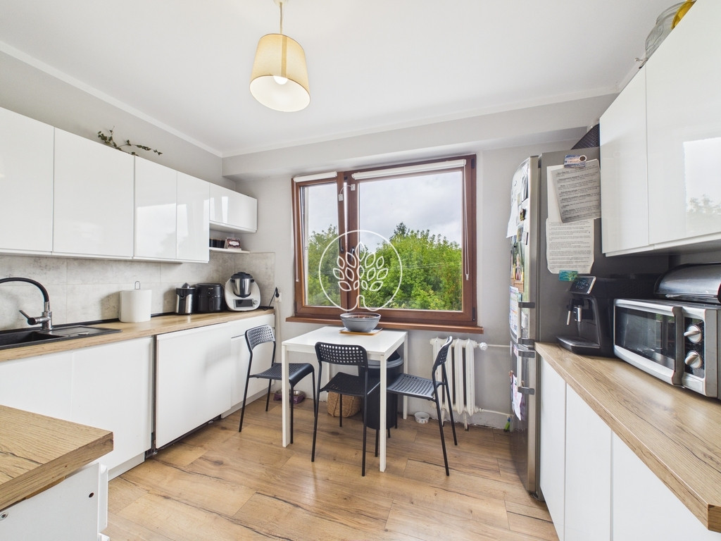 3-собен стан, 84 m²