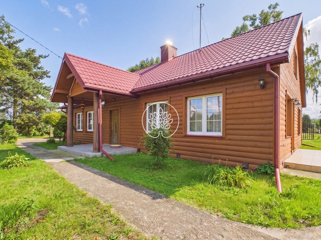 Dom – Tłuszcz, Postoliska - Widok 2