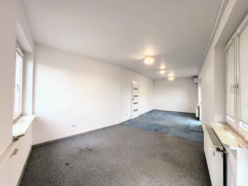 Wolny od zaraz, blisko obwodnicy, parking - Widok 3