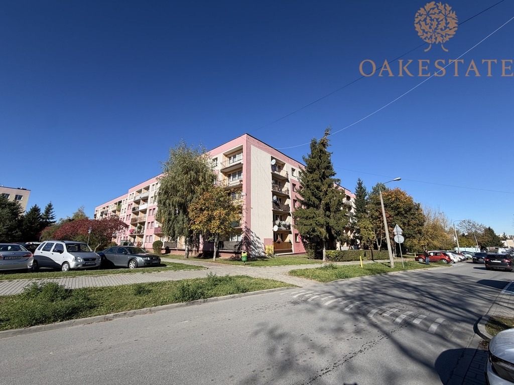 mieszkanie 2 pok, balkon , parking barwinek 1 piętro