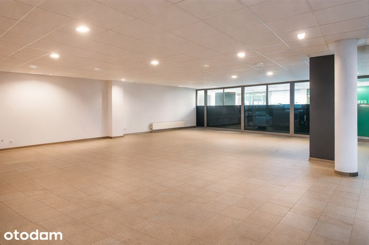 Lokal handlowo- usługowy 142 m² Praga Południe - Widok 3