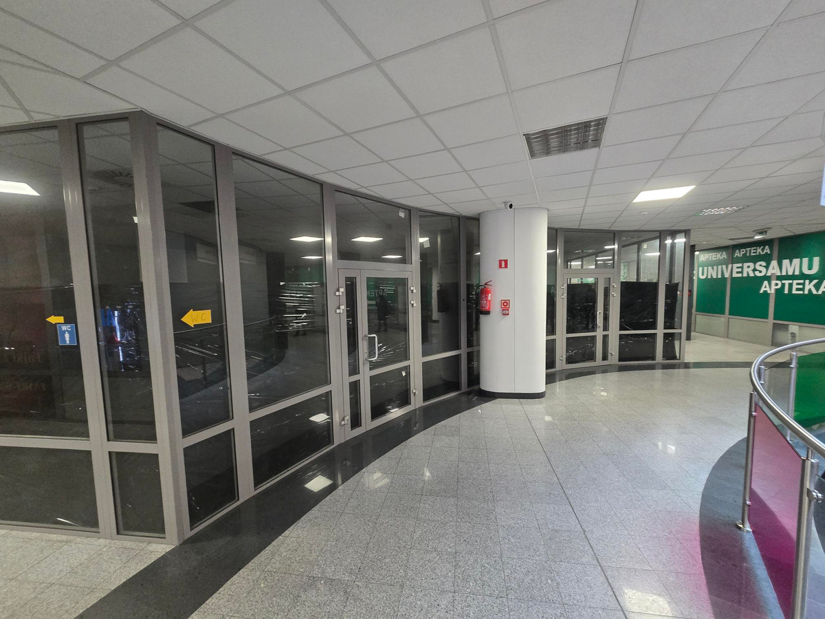 Lokal handlowo- usługowy 142 m2 Praga Południe