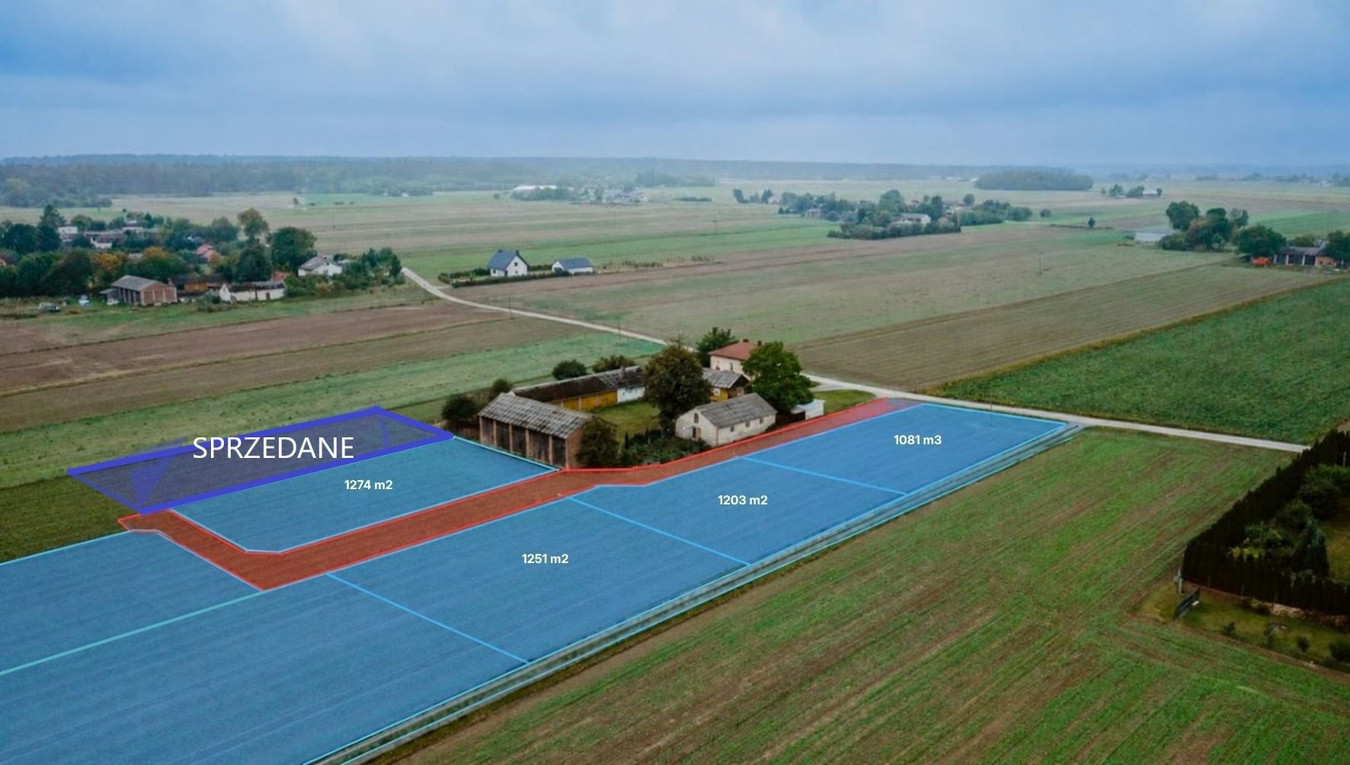 Плац, 1081 m²