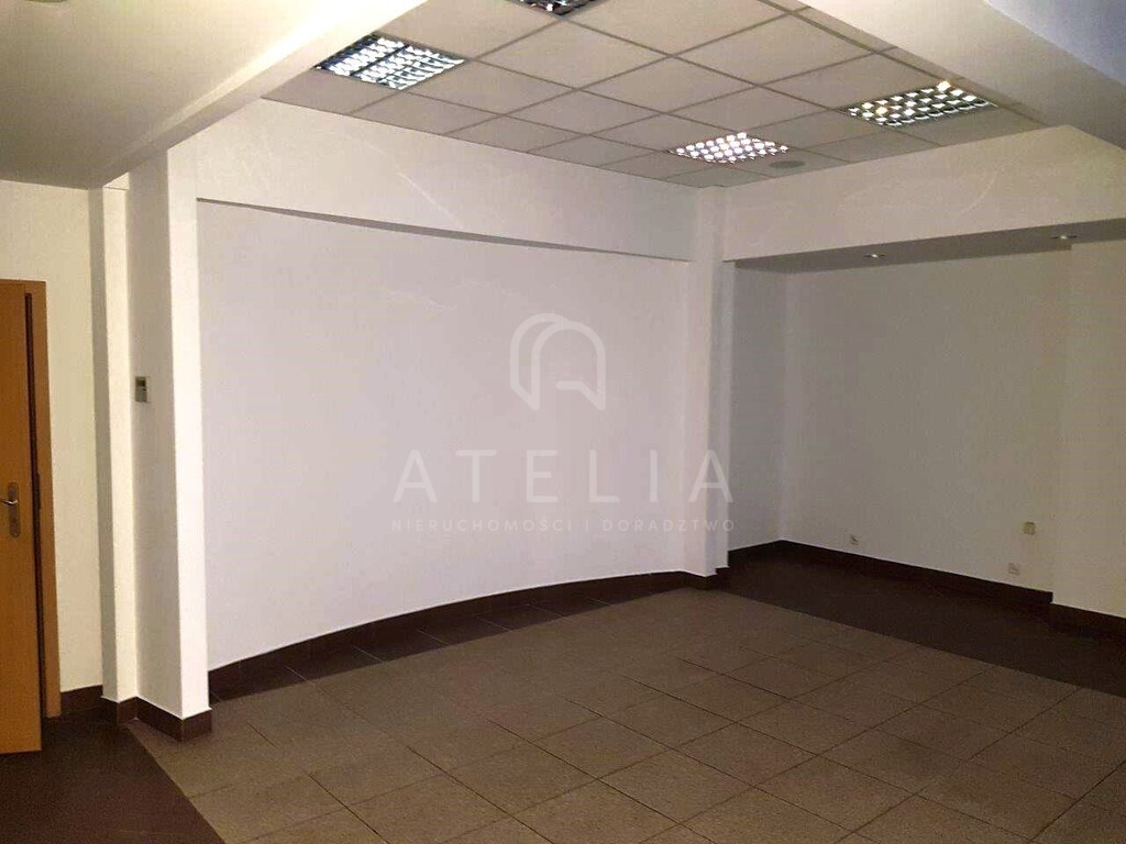 Lokal na wynajem w sercu Szczecina 80 m² - Więcej