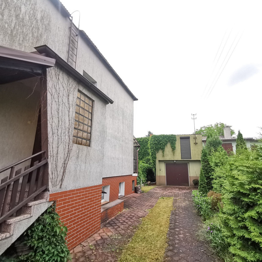 Dom z dużą piwnicą i garaż- Złotów - Widok 3