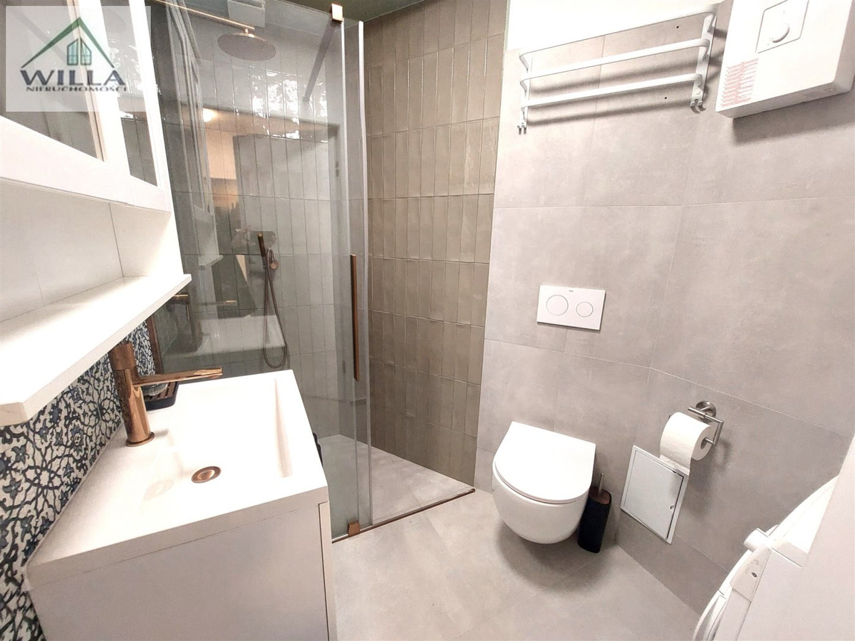 Apartment in Wałbrzych, Kolonia Trzech Róż, Stary Zdrój - Widok 5