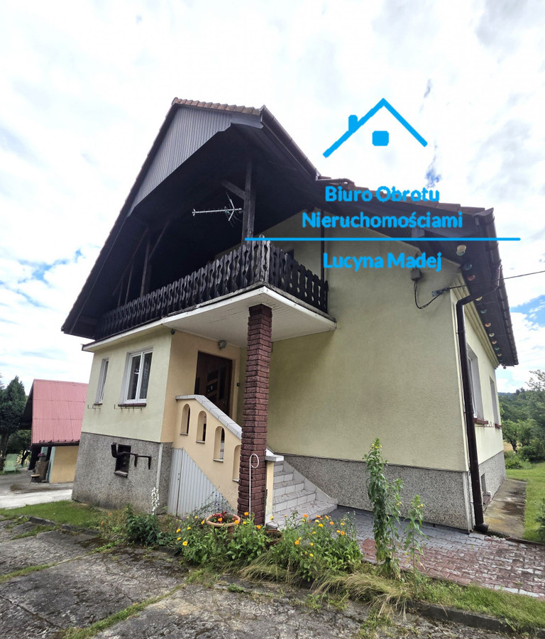 House, 150 m², land 10400 m²