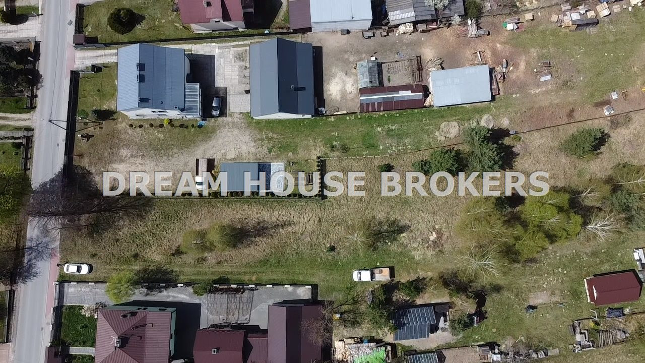 Działka z WZ, Bratkowice - Więcej