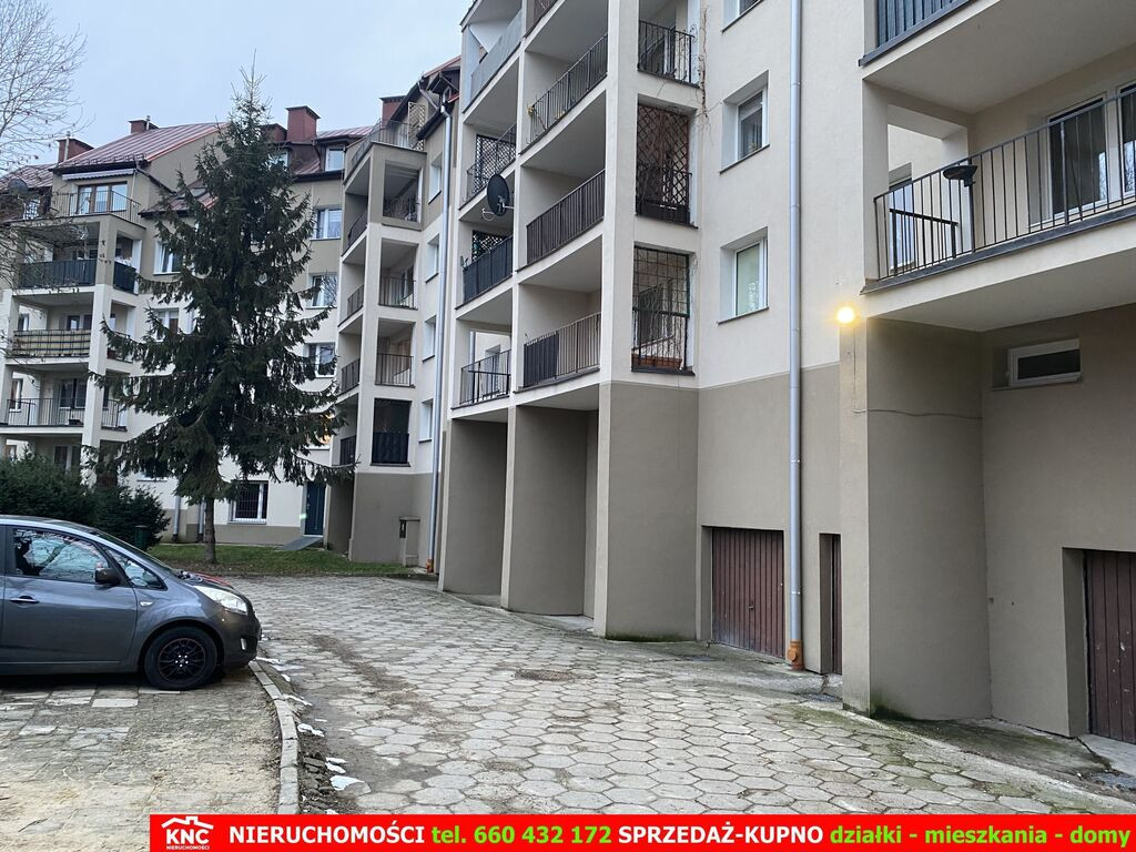 Garaż w budynku ul. Kalinowszczyzna - Widok 2