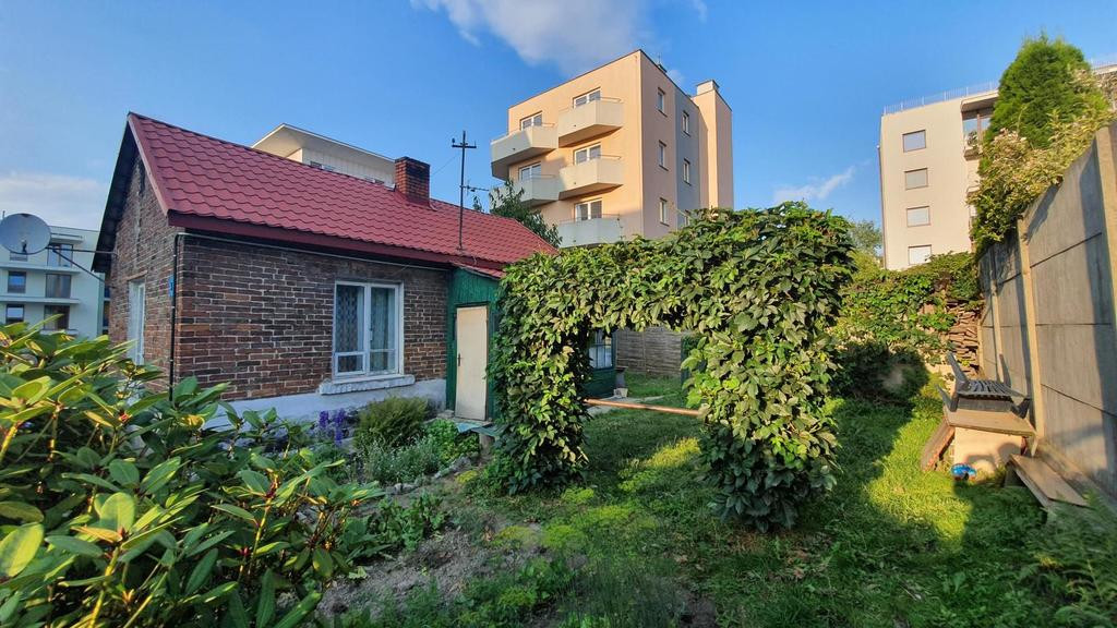 Talo, 35 m², tontti 200 m²