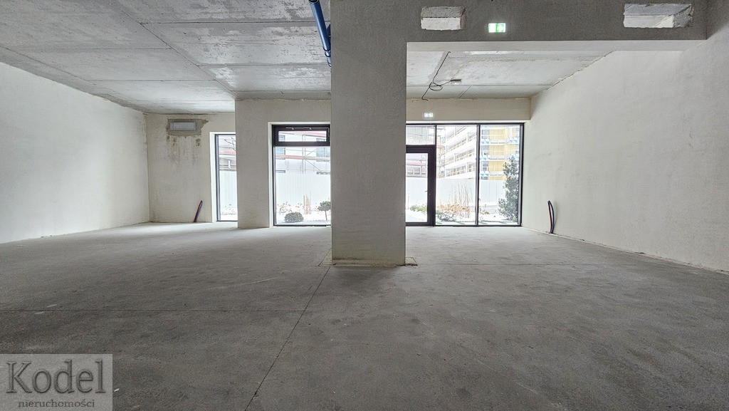Poslovni prostor, 157 m²
