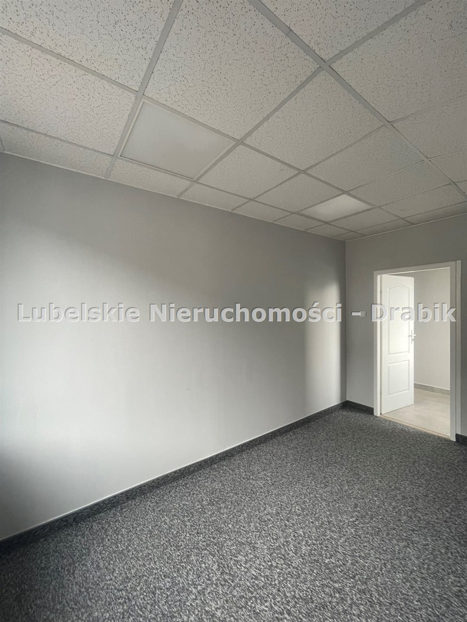 Деловен простор, 14 m²
