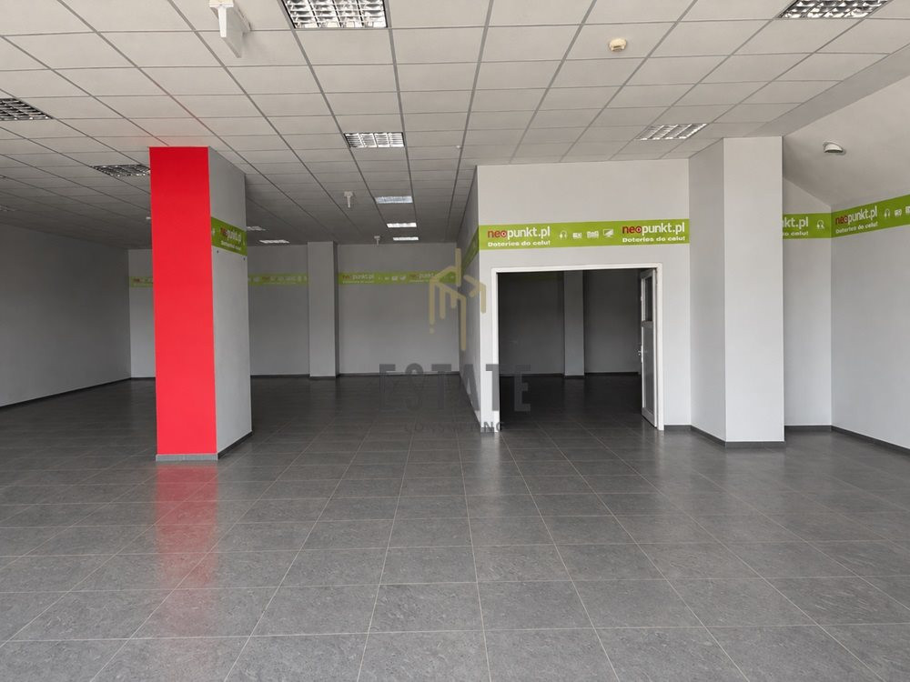 Powierzchnia usługowa na parterze - Widok 3