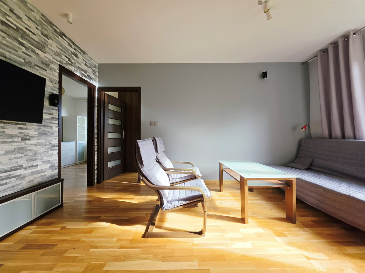 3 POKOJE - 56,10 M2 - MIEJSCE POSTOJOWE - BALKON