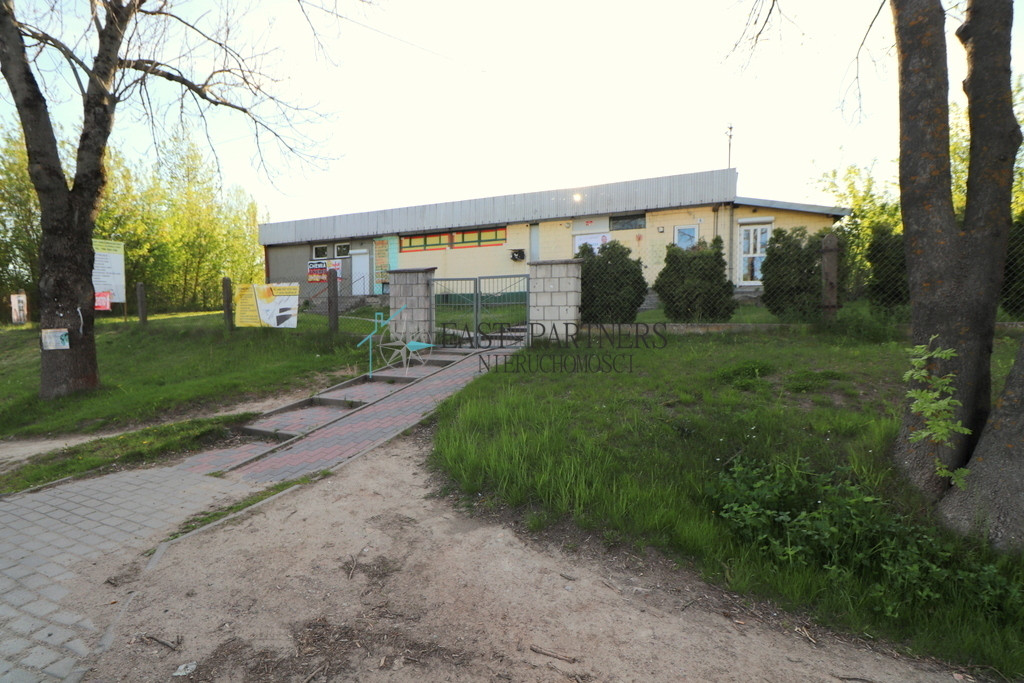 Poslovni prostor, 350 m²