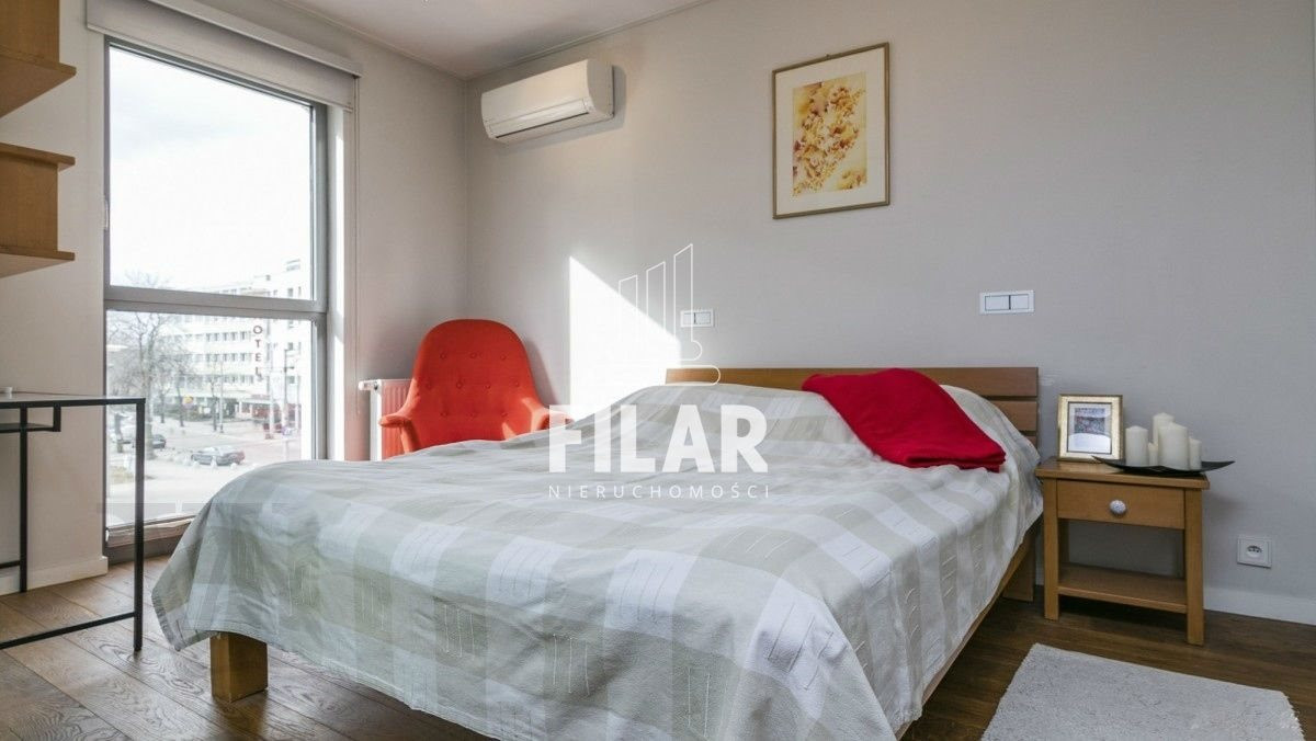 Moderna, biuro w Centrum, miejsce postojowe - Widok 4