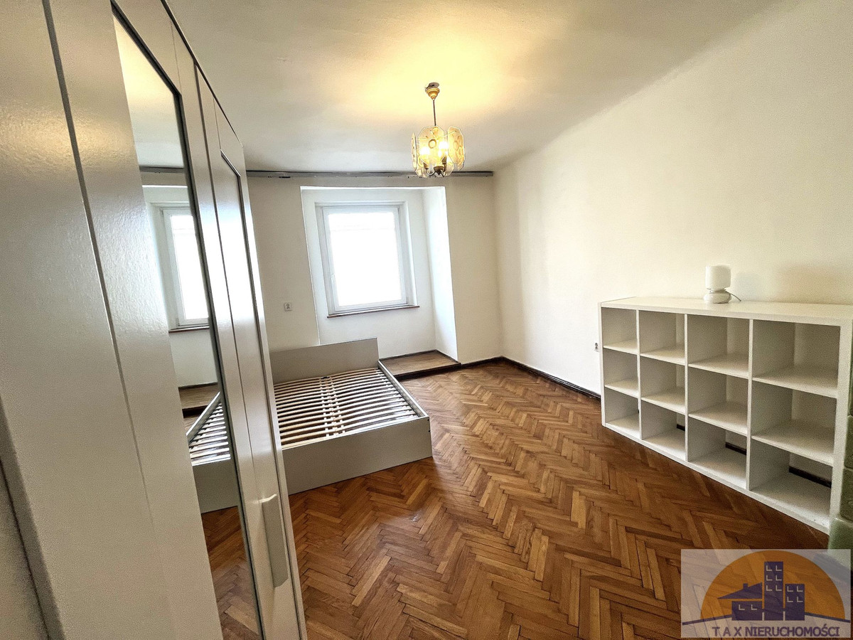 Apartment in Katowice, Śródmieście - Widok 4