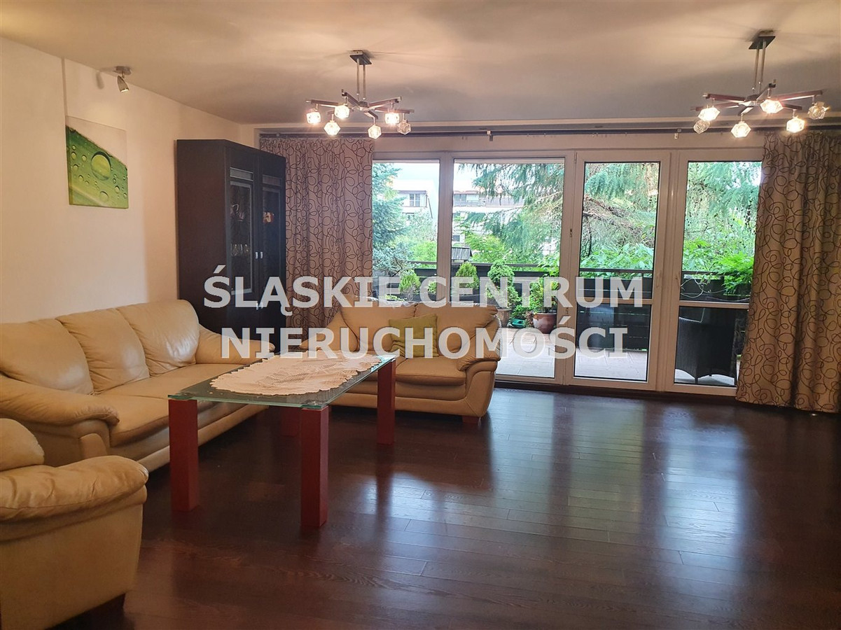 Duży apartament z garażem