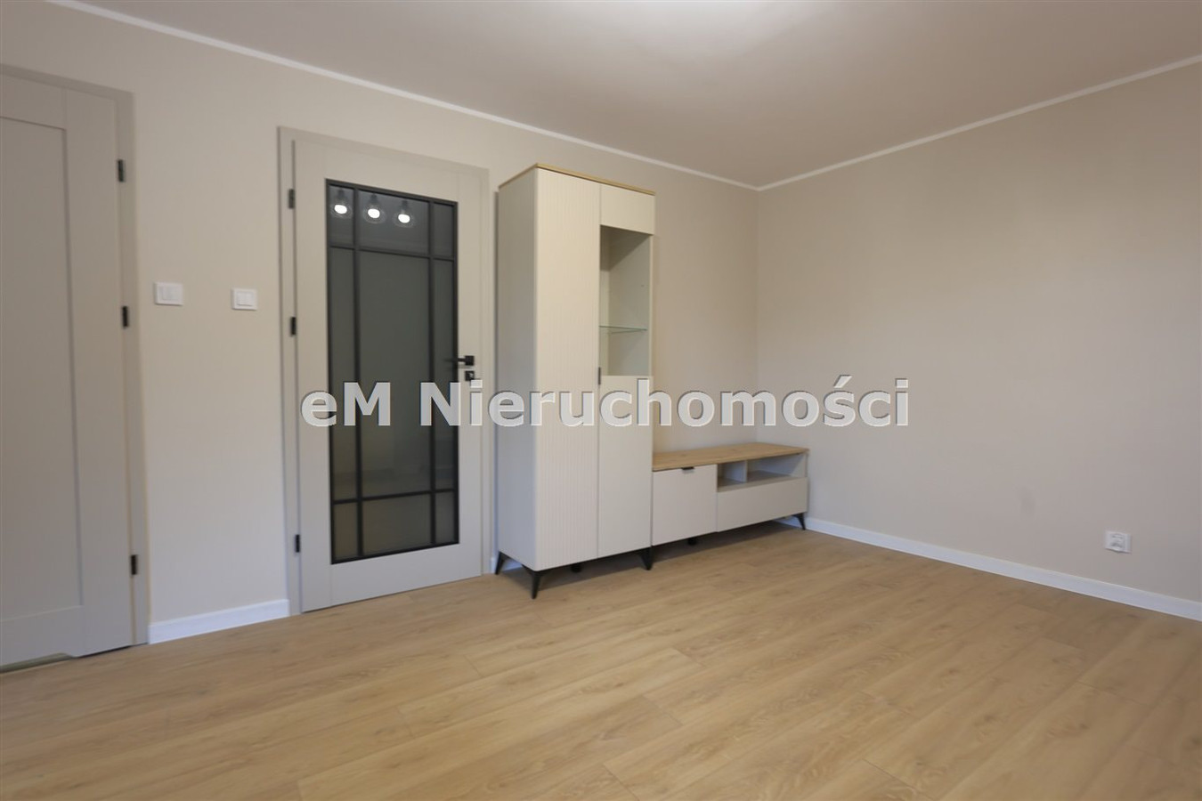 gratka-EMN-BS-2181 - Więcej