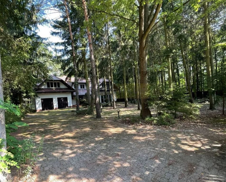 Hus, 503 m², grund 1500 m²