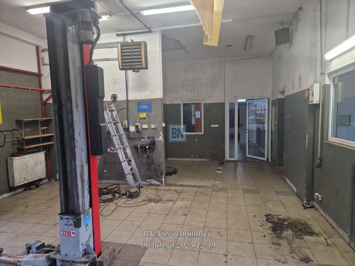 Sprzedaż działki 2tym2 z halą 160m2