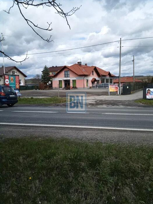 Lokal w bardzo dobrej lokalizacji - Widok 4