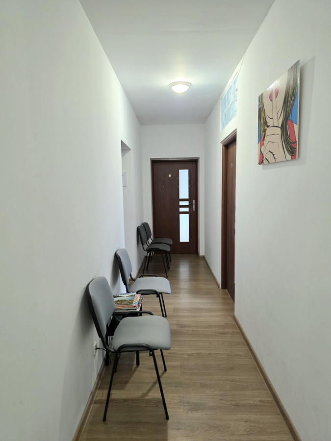 Lokal użytkowy na wynajem – centrum Bytomia, deptak - Więcej