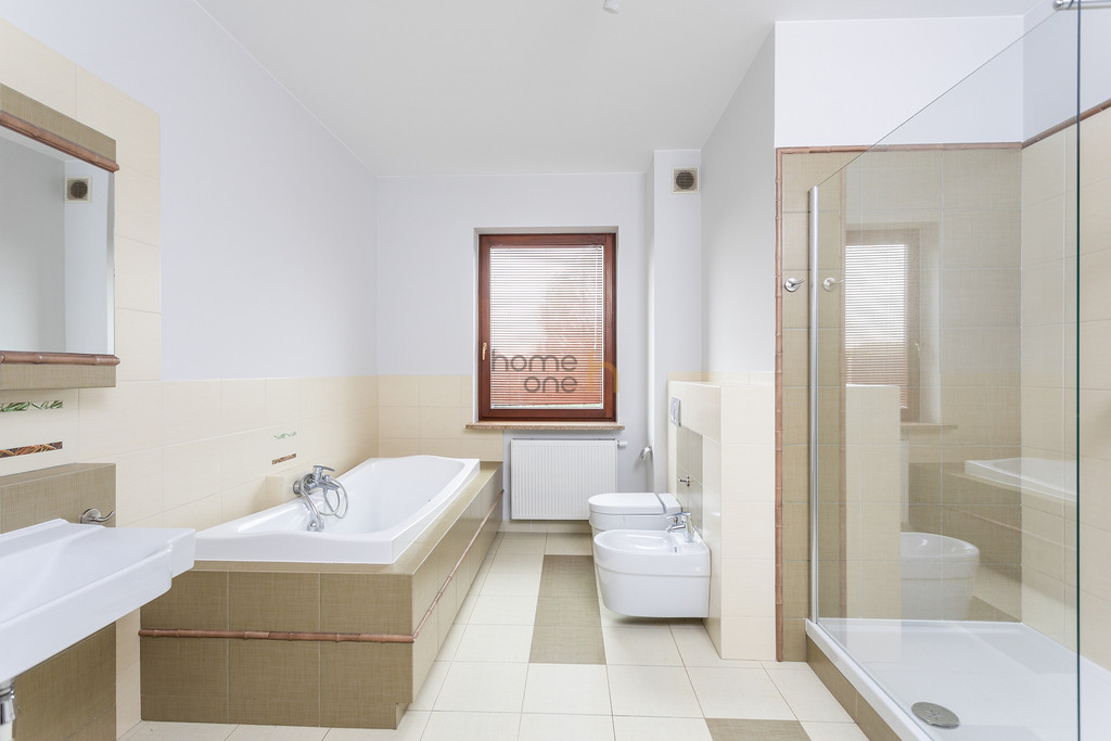 Premium | 6 pokoi | ogród | garaż | Osiedle Patio - Więcej